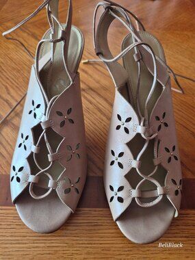 Michael Kors leather Sandals sz 10